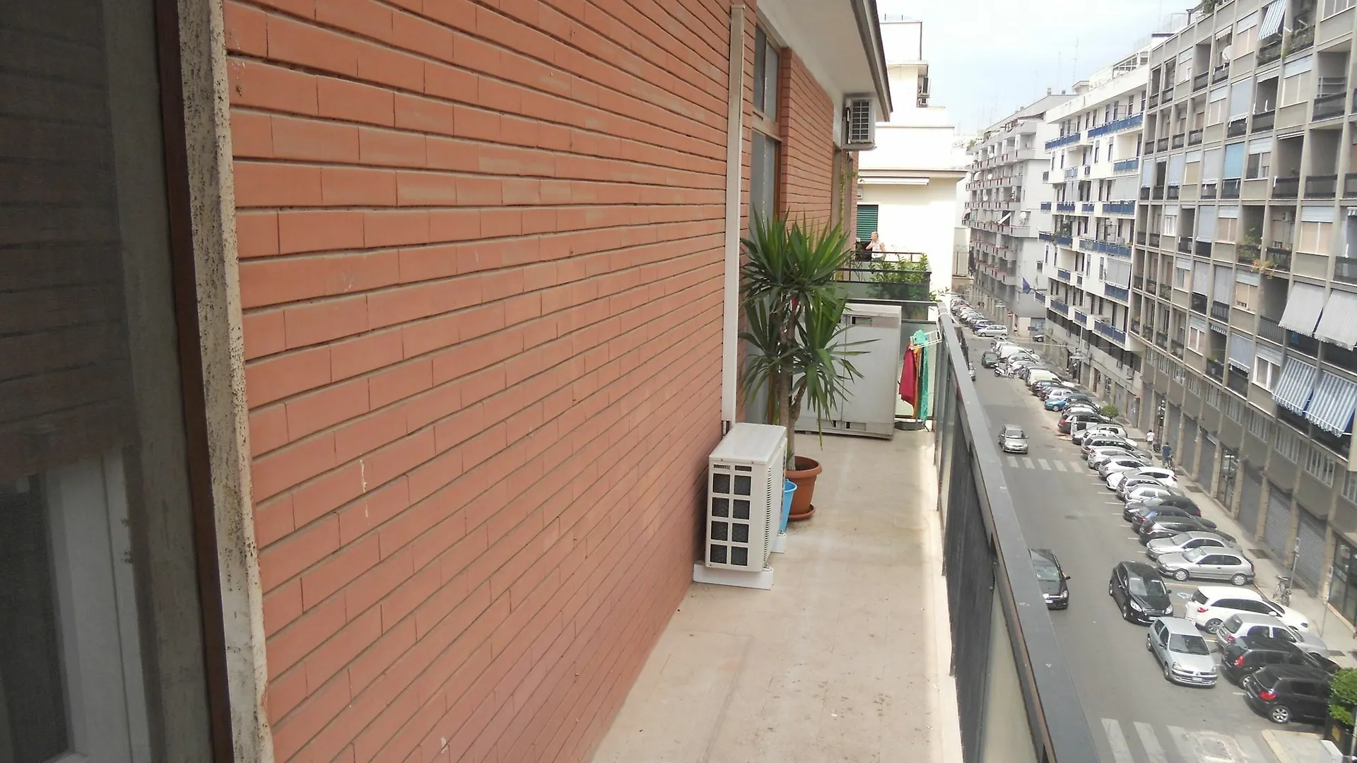 Khatuna Home Bari